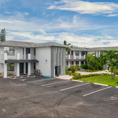waterfront-apartments-cape-coral-fl-primary-photo
